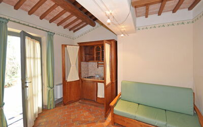 Accommodation:&nbsp;Cornia 2