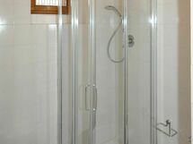 Accommodation:&nbsp;Ninfee