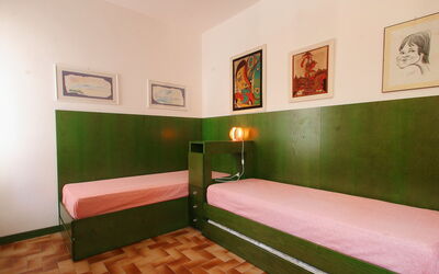 Accommodation:&nbsp;Al Pino 60 400.3