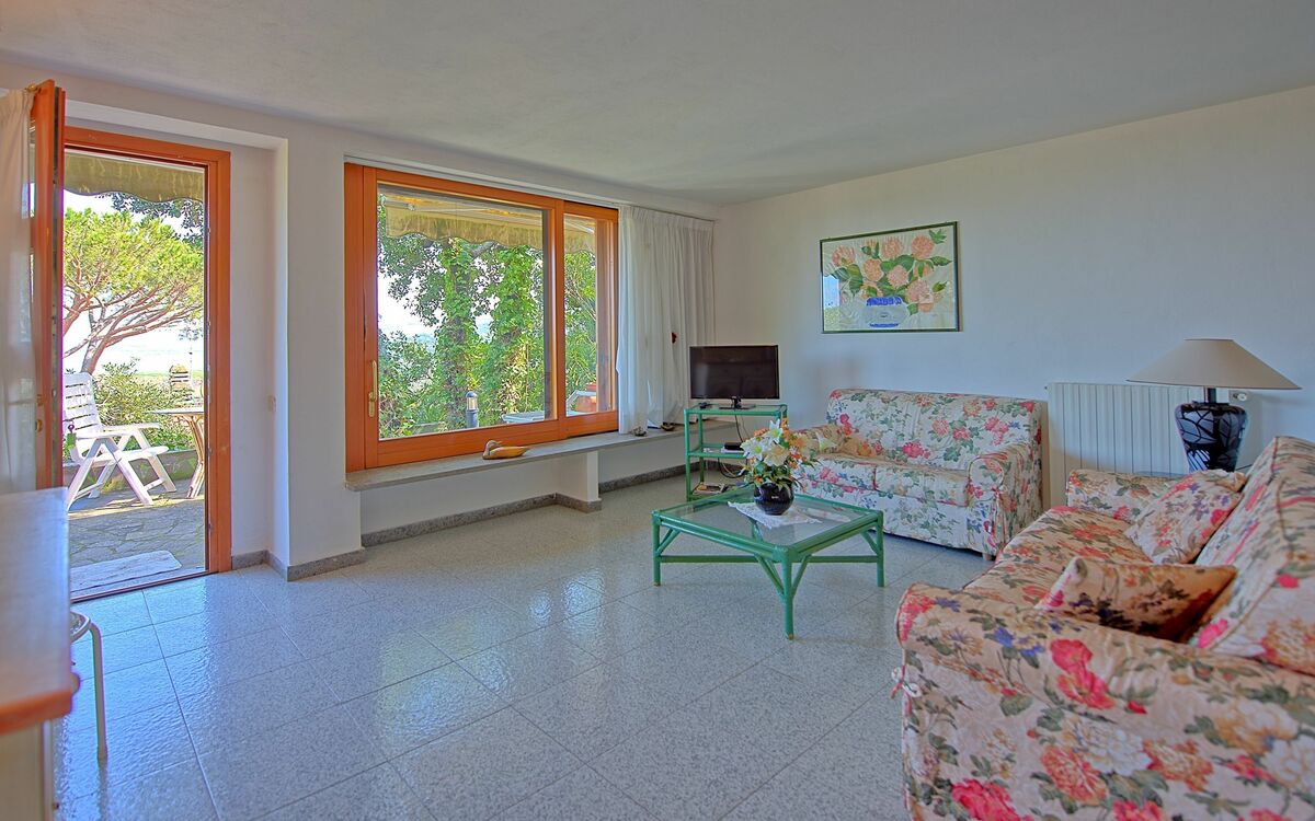 Accommodation:&nbsp;Dependance Punta Ala