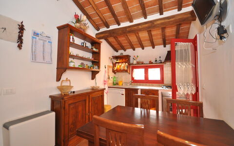 Casa Laura: Room, Property, Building, Furniture, Interior Design, Real Estate, House, Ceiling, Home, Kitchen