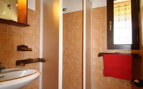 Funghi 1: Room, Bathroom, Property, Building, Plumbing Fixture, Toilet, Floor, Interior Design, Bidet, House