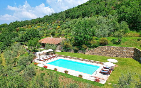 Villa Noceta: Swimming Pool, Property, Natural Landscape, House, Rural Area, Landscape, Building, Villa, Leisure, Vacation
