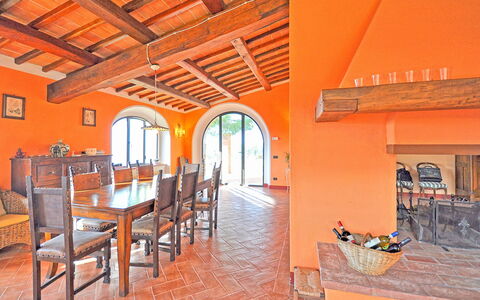 Villa Noceta: Property, Building, Room, Real Estate, House, Interior Design, Villa, Furniture, Vacation, Estate