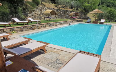 Villa Noceta - Santa Lucia, Tuscany, Italy