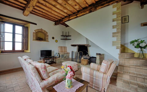 Villa Montalcino: Property, Room, Building, Living Room, House, Interior Design, Furniture, Ceiling, Real Estate, Loft