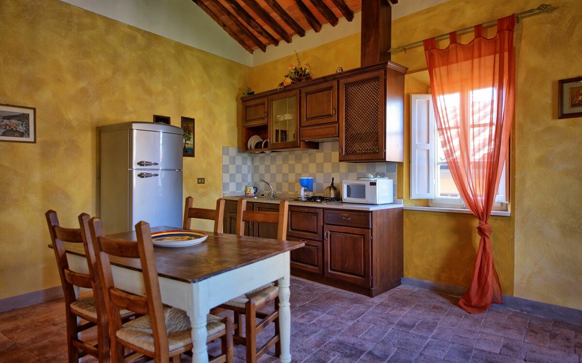 Accommodation:&nbsp;Vescovo