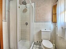 Accommodation:&nbsp;Castellana