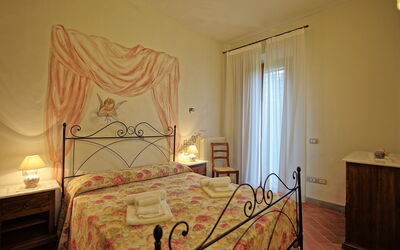 Accommodation:&nbsp;Rosa