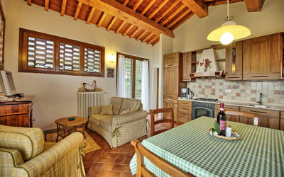 Fienile: Room, Property, Building, Interior Design, Furniture, Ceiling, House, Home, Living Room, Real Estate