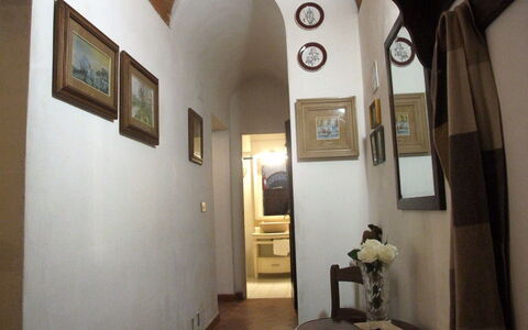 Appartamento Le Volte: Property, Room, Building, Arch, Interior Design, Architecture, House, Ceiling