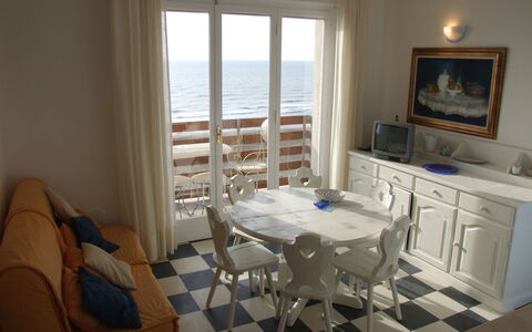 Marina Di Castagneto: Room, Property, Furniture, Building, Floor, Interior Design, House, Table, Real Estate, Chair
