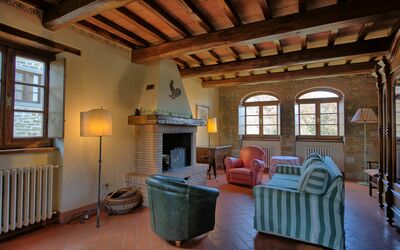 Olivo: Room, Property, Building, House, Interior Design, Ceiling, Home, Beam, Living Room, Architecture